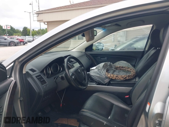 2011 Mazda CX-9 Grand Touring with VIN JM3TB2DA3B0300342, listed as a IAAI auction lot 42588973 with 224,420 mi miles and . Bid and sale history available at DreamBid. Image 5.