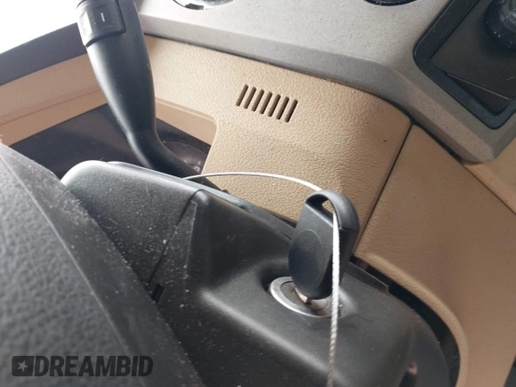 2014 Ford F-250 XL with VIN 1FT7W2A60EEB12223, listed as a IAAI auction lot 41809927 with 99,534 mi miles and . Bid and sale history available at DreamBid. Image 11.