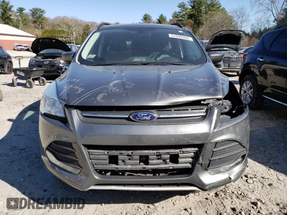 2014 Ford Escape SE with VIN 1FMCU9G9XEUD67445, listed as a Copart auction lot 51999404 with 83,101 mi miles and Clean Title. Bid and sale history available at DreamBid. Image 5.