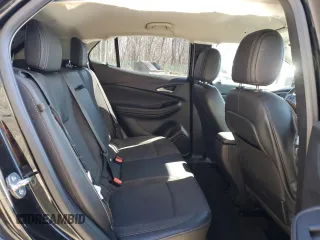 2020 Buick Encore GX Select z VIN KL4MMDSL2LB096513, wystawiony jako Copart lot #50428735 z przebiegiem 58 101 mil mil oraz Czysty tytuł • Clean title. Historia ofert i sprzedaży dostępna na DreamBid. Obrazek 11.