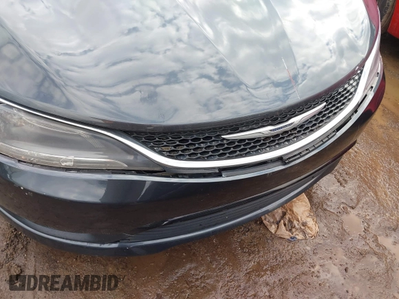 2017 Chrysler 200 Touring with VIN 1C3CCCFB5HN508644, listed as a IAAI auction lot 41653210 with 116,787 mi miles. Bid and sale history available at carsss.com. Image 22.