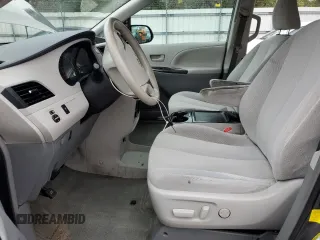2013 Toyota Sienna LE AAS with VIN 5TDKK3DC3DS305228, listed as a Copart auction lot 57238075 with 204,001 mi miles and Salvage title. Bid and sale history available at DreamBid. Image 7.