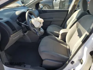 2008 Nissan Sentra 2.0 z VIN 3N1AB61E98L715548, wystawiony jako Copart lot #52384545 z przebiegiem 69 102 mil mil oraz Szkoda całkowita • Salvage title. Historia ofert i sprzedaży dostępna na DreamBid. Obrazek 7.