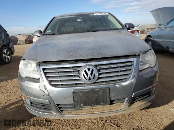 2006 Volkswagen Passat 3.6L V6 z VIN WVWCU73C86P128597, wystawiony jako Copart lot #86707724 z przebiegiem 140 698 mil mil oraz Szkoda całkowita • Salvage title. Historia ofert i sprzedaży dostępna na DreamBid. Obrazek 5.