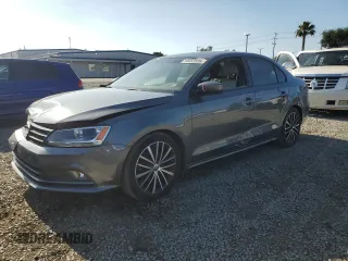 2016 Volkswagen Jetta Sport z VIN 3VWD17AJ7GM286335, wystawiony jako Copart lot #54453595 z przebiegiem 129 850 mil mil oraz Szkoda całkowita • Salvage title. Historia ofert i sprzedaży dostępna na DreamBid. Obrazek 1.