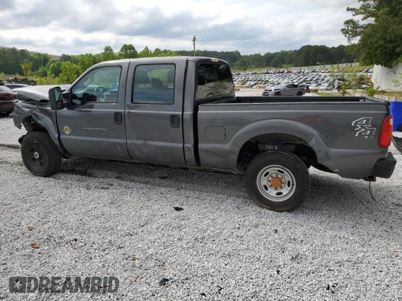 2015 Ford F-250 Lariat z VIN 1FT7W2BT1FEB25018, wystawiony jako Copart lot #55891235 z przebiegiem 186 354 mil mil oraz Szkoda całkowita • Salvage title. Historia ofert i sprzedaży dostępna na DreamBid. Obrazek 2.