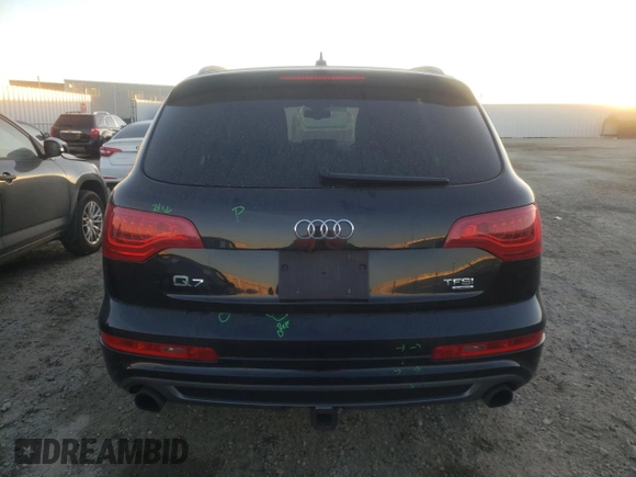 2015 Audi Q7 Vorsprung Edition with VIN WA1WGCFE5FD012716, listed as a Copart auction lot 46939455 with 151,612 mi miles and Salvage title. Bid and sale history available at DreamBid. Image 6.