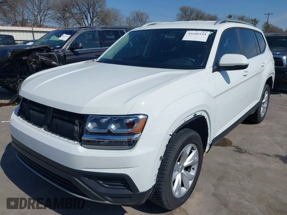 2018 Volkswagen Atlas S with VIN 1V2AP2CA1JC565274, listed as a IAAI auction lot 41686934 with 68,289 mi miles and . Bid and sale history available at DreamBid. Image 2.
