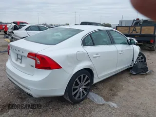 2017 Volvo S60 Inscription with VIN LYV402HK1HB128099, listed as a IAAI auction lot 41331325 with 77,789 mi miles. Bid and sale history available at carsss.com. Image 4.