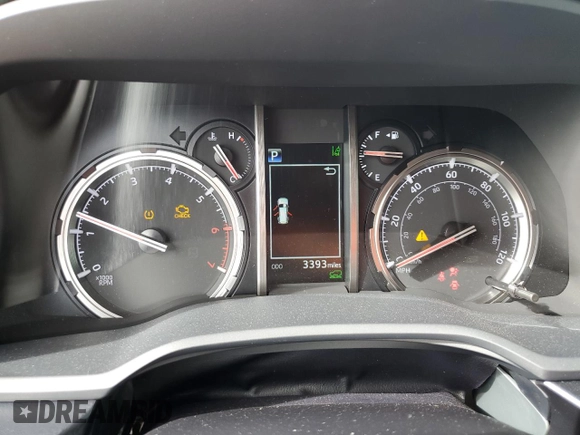 2024 Toyota 4Runner TRD Off Road with VIN JTERU5JR2R6291595, listed as a Copart auction lot 84260494 with 3,393 mi miles and Clean title. Bid and sale history available at DreamBid. Image 9.