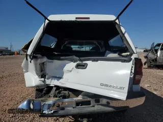 2005 Chevrolet Silverado 1500 LS with VIN 2GCEC19TX51113580, listed as a Copart auction lot 51297345 with 64,541 mi miles and Salvage Title. Bid and sale history available at DreamBid. Image 6.