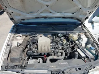 1995 Volkswagen Jetta GLS z VIN 3VWSC81H7SM082888, wystawiony jako IAAI lot #42440198 z przebiegiem 96 029 mil mil oraz . Historia ofert i sprzedaży dostępna na DreamBid. Obrazek 10.