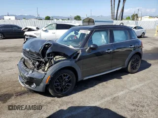 2016 MINI Countryman z VIN WMWZB3C58GWR47074, wystawiony jako Copart lot #57174885 z przebiegiem 83 062 mil mil oraz Szkoda całkowita • Salvage title. Historia ofert i sprzedaży dostępna na DreamBid. Obrazek 1.