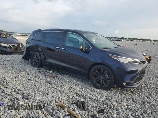 2022 Toyota Sienna XSE with VIN 5TDXRKEC6NS103883, listed as a Copart auction lot 58662275 with 109,172 mi miles and Salvage title. Bid and sale history available at DreamBid. Image 4.