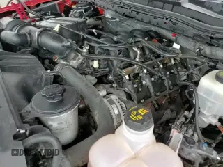 2021 Ford F-250 XL z VIN 1FT7W2BNXMEC40800, wystawiony jako Copart lot #85883965 z przebiegiem 76 967 mil mil oraz Czysty tytuł • Clean title. Historia ofert i sprzedaży dostępna na DreamBid. Obrazek 14.