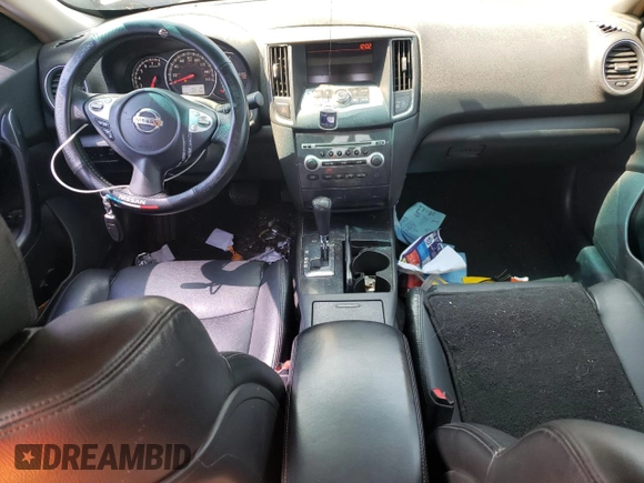 2013 Nissan Maxima S z VIN 1N4AA5AP1DC822083, wystawiony jako Copart lot #58932365 z przebiegiem 136 390 mil mil oraz Szkoda całkowita • Salvage title. Historia ofert i sprzedaży dostępna na DreamBid. Obrazek 8.
