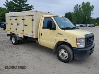 2021 Ford Econoline Cargo with VIN 1FDXE4FN2MDC34418, listed as a Copart auction lot 62347935 with 88,788 mi miles and Clean title. Bid and sale history available at DreamBid. Image 4.