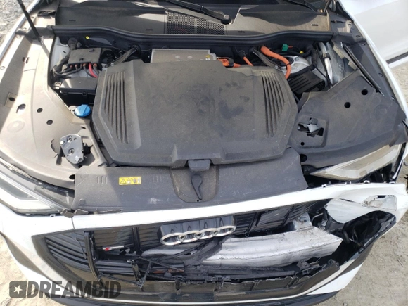 2021 Audi e-tron Sportback Prestige with VIN WA13AAGE4MB029393, listed as a Copart auction lot 46763104 with 34,805 mi miles and Salvage title. Bid and sale history available at DreamBid. Image 12.