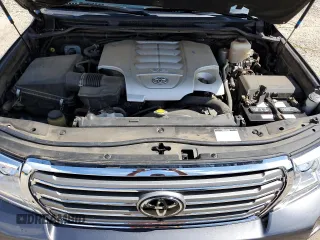 2013 Toyota Land Cruiser with VIN JTMHY7AJ2D4010636, listed as a Copart auction lot 74303384 with 199,678 mi miles and Clean Title. Bid and sale history available at carsss.com. Image 12.