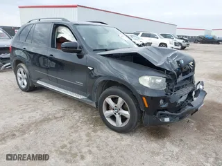 2009 BMW X5 30i with VIN 5UXFE43589L274468, listed as a IAAI auction lot 41557852 with 1 mi miles. Bid and sale history available at carsss.com. Image 1.