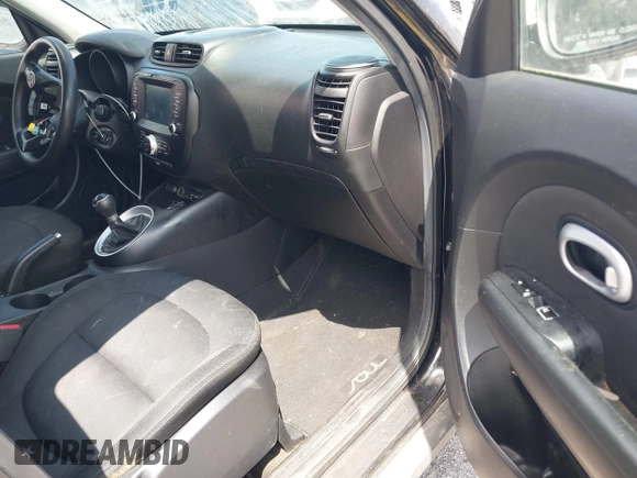 2018 Kia Soul + with VIN KNDJP3A56J7904245, listed as a IAAI auction lot 41985285 with 103,824 mi miles. Bid and sale history available at carsss.com. Image 5.