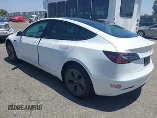 2023 Tesla Model 3 с VIN 5YJ3E1EA6PF603133, выставлен на аукционе IAAI как лот 42571373 с пробегом 15 486 миль миль и . История ставок и продаж доступна на DreamBid. Изображение 3.