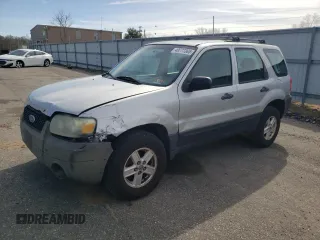 2006 Ford Escape XLS with VIN 1FMYU02Z06KD25081, listed as a Copart auction lot 49777365 with 199,548 mi miles and Salvage Title. Bid and sale history available at carsss.com. Image 1.