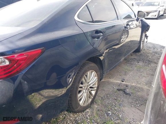 2015 Lexus ES 350 with VIN JTHBK1GG2F2170786, listed as a IAAI auction lot 41749331 with NaN miles. Bid and sale history available at carsss.com. Image 13.