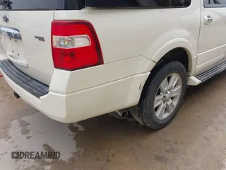2007 Ford Expedition Max Limited z VIN 1FMFK20557LA05131, wystawiony jako IAAI lot #42294710 z przebiegiem 307 152 mil mil oraz . Historia ofert i sprzedaży dostępna na DreamBid. Obrazek 6.