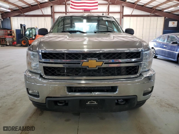 2014 Chevrolet Silverado 2500HD LT with VIN 1GC1KXC86EF103405, listed as a Copart auction lot 48683555 with 386,520 mi miles and Clean Title. Bid and sale history available at carsss.com. Image 5.