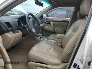 2010 Toyota Highlander Sport with VIN 5TDXK3EH0AS002287, listed as a Copart auction lot 52805395 with 232,357 mi miles and Salvage title. Bid and sale history available at DreamBid. Image 7.
