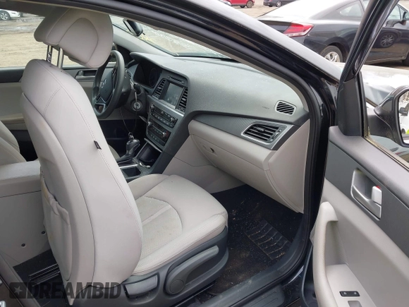 2017 Hyundai Sonata SE with VIN 5NPE24AF9HH451114, listed as a IAAI auction lot 42007411 with 58,945 mi miles. Bid and sale history available at carsss.com. Image 5.