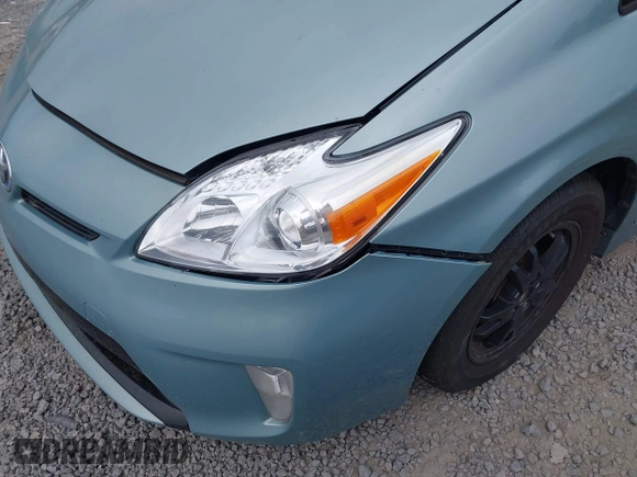 2013 Toyota Prius One with VIN JTDKN3DU6D5645771, listed as a IAAI auction lot 42231363 with 152,576 mi miles and . Bid and sale history available at carsss.com. Image 6.