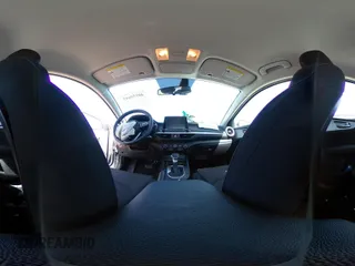 2024 Kia Forte LXS z VIN 3KPF24AD8RE794263, wystawiony jako IAAI lot #40550643 z przebiegiem 10 318 mil mil oraz . Historia ofert i sprzedaży dostępna na DreamBid. Obrazek 18.