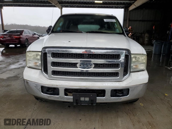 2005 Ford Excursion Special Serv z VIN 1FMNU40L85EC16731, wystawiony jako Copart lot #44333675 z przebiegiem 245 483 mil mil oraz Szkoda całkowita • Salvage title. Historia ofert i sprzedaży dostępna na DreamBid. Obrazek 5.