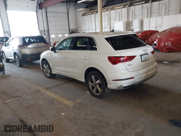 2021 Audi Q3 Premium z VIN WA1AUCF36M1089224, wystawiony jako IAAI lot #41998972 z przebiegiem 73 593 mil mil oraz . Historia ofert i sprzedaży dostępna na DreamBid. Obrazek 3.