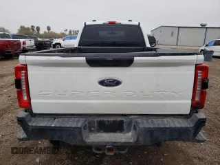 2023 Ford F-250 XL с VIN 1FTBF2AA6PEC61110, выставлен на аукционе Copart как лот 42923555 с пробегом 51 108 миль миль и Списание • Salvage title. История ставок и продаж доступна на DreamBid. Изображение 6.