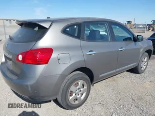 2013 Nissan Rogue S with VIN JN8AS5MT8DW533656, listed as a IAAI auction lot 42018198 with 134,302 mi miles. Bid and sale history available at carsss.com. Image 4.