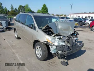 2008 Toyota Sienna CE с VIN 5TDZK23C88S138560, выставлен на аукционе IAAI как лот 42070920 с пробегом Не указан миль и . История ставок и продаж доступна на DreamBid. Изображение 1.