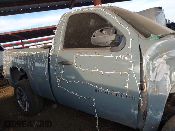 2008 Chevrolet Silverado 1500 Work Truck with VIN 1GCEK14C48Z308399, listed as a IAAI auction lot 41409910 with 39,268 mi miles. Bid and sale history available at carsss.com. Image 13.