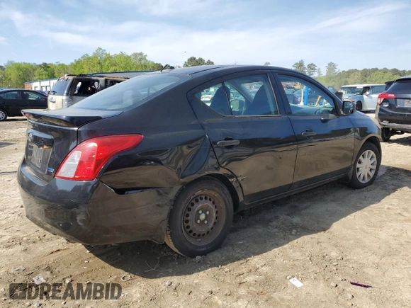2014 Nissan Versa SV with VIN 3N1CN7AP4EL813230, listed as a Copart auction lot 52454195 with 136,018 mi miles and Clean Title. Bid and sale history available at DreamBid. Image 3.