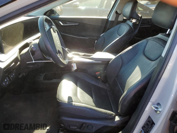 2022 Kia EV6 Wind with VIN KNDC34LA9N5041088, listed as a Copart auction lot 87704965 with 23,517 mi miles and Salvage Title. Bid and sale history available at carsss.com. Image 7.