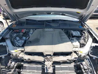 2018 Audi Q7 Premium Plus with VIN WA1LHAF74JD015170, listed as a IAAI auction lot 42542451 with 104,990 mi miles and . Bid and sale history available at DreamBid. Image 10.