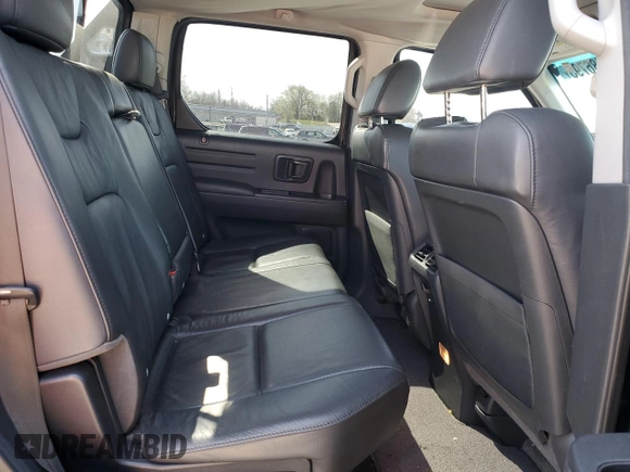 2010 Honda Ridgeline RTL with VIN 5FPYK1F56AB007292, listed as a Copart auction lot 52186795 with 282,012 mi miles and Clean Title. Bid and sale history available at carsss.com. Image 10.