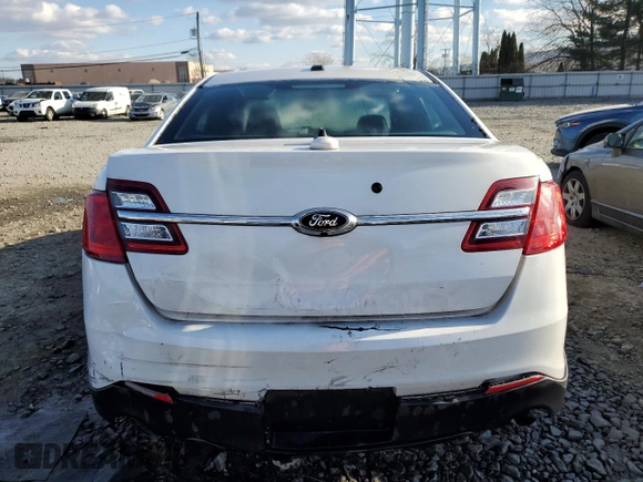 2018 Ford Police Interceptor with VIN 1FAHP2MK9JG128158, listed as a Copart auction lot 82578064 with 105,461 mi miles and Salvage title. Bid and sale history available at DreamBid. Image 6.