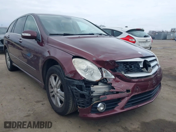 2008 Mercedes-Benz R-Class 3.5L with VIN 4JGCB56E78A080096, listed as a IAAI auction lot 41462714 with 193,312 mi miles. Bid and sale history available at carsss.com. Image 1.