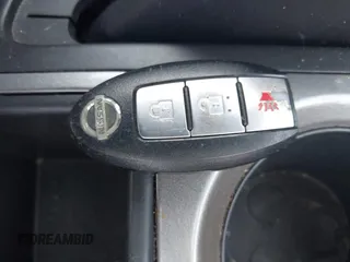 2013 Nissan Juke SL z VIN JN8AF5MV1DT208256, wystawiony jako IAAI lot #42272844 z przebiegiem 98 690 mil mil oraz . Historia ofert i sprzedaży dostępna na DreamBid. Obrazek 11.