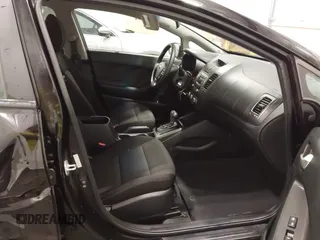 2018 Kia Forte LX with VIN 3KPFK4A78JE175080, listed as a IAAI auction lot 41862412 with 68,346 mi miles. Bid and sale history available at carsss.com. Image 5.