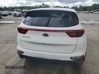 2020 Kia Sportage LX z VIN KNDPMCAC8L7761710, wystawiony jako Copart lot #58187945 z przebiegiem 46 937 mil mil oraz Szkoda całkowita • Salvage title. Historia ofert i sprzedaży dostępna na DreamBid. Obrazek 6.