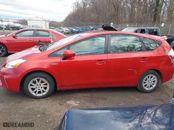 2014 Toyota Prius v Two with VIN JTDZN3EU8EJ003297, listed as a IAAI auction lot 41677576 with 117,180 mi miles. Bid and sale history available at carsss.com. Image 15.